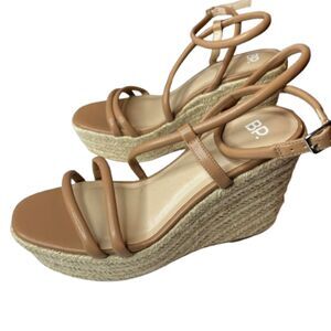 NWOB BP Women's Espadrille Platform Wedge Beige Sandals Size 9M